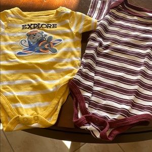 2 SS baby unisex onesie’s